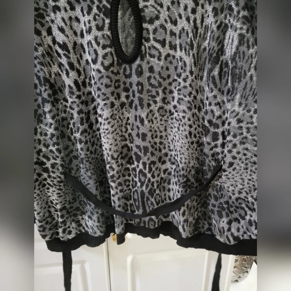 Blouse - Picture 13 of 13